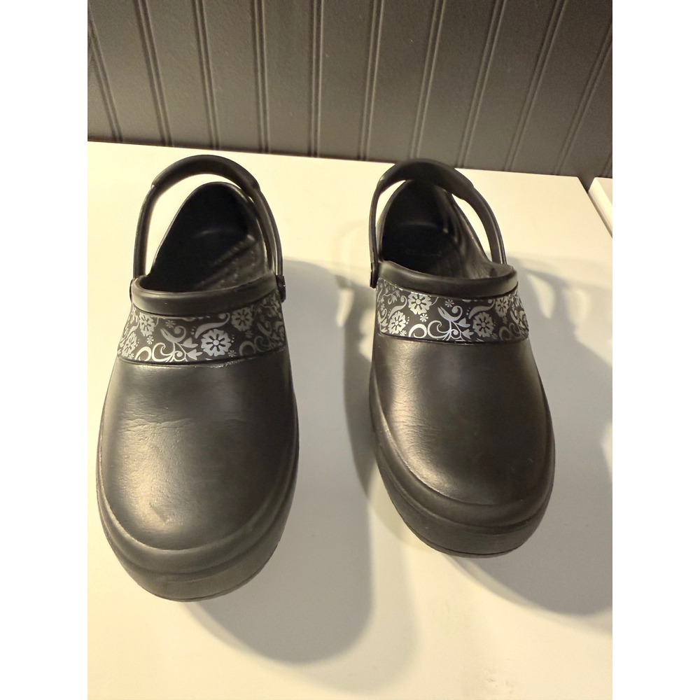 Crocs‎ women size 7 clogs black floral detail